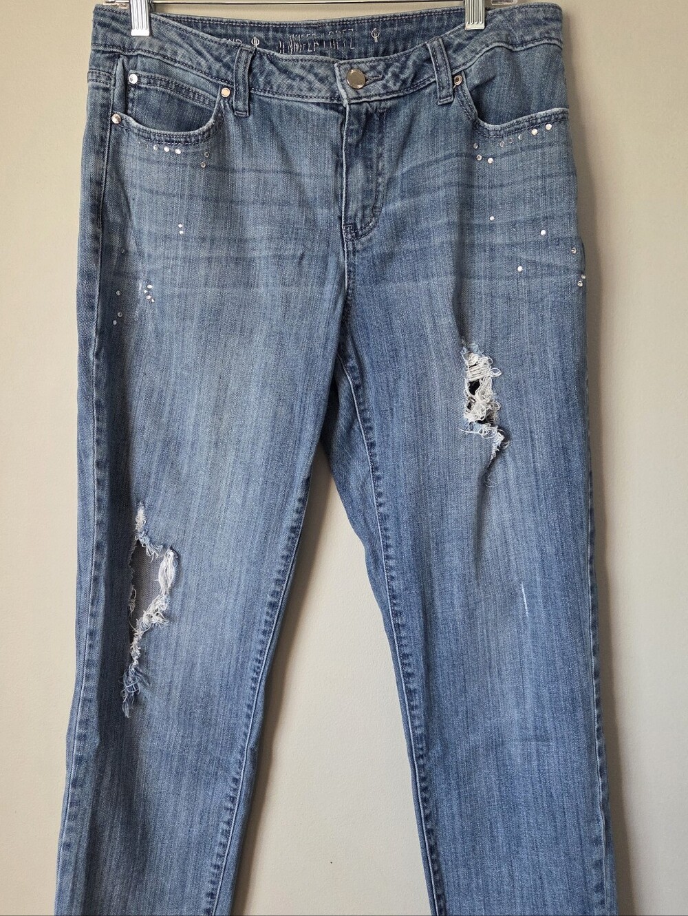 Light Blue Distressed Skinny Jeans with Rhinestones